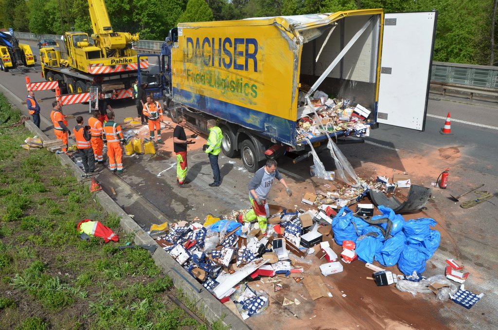 VU LKW umgestuerzt A 3 Rich Oberhausen Hoehe AS Koeln Koenigsforst P352.JPG - Miklos Laubert